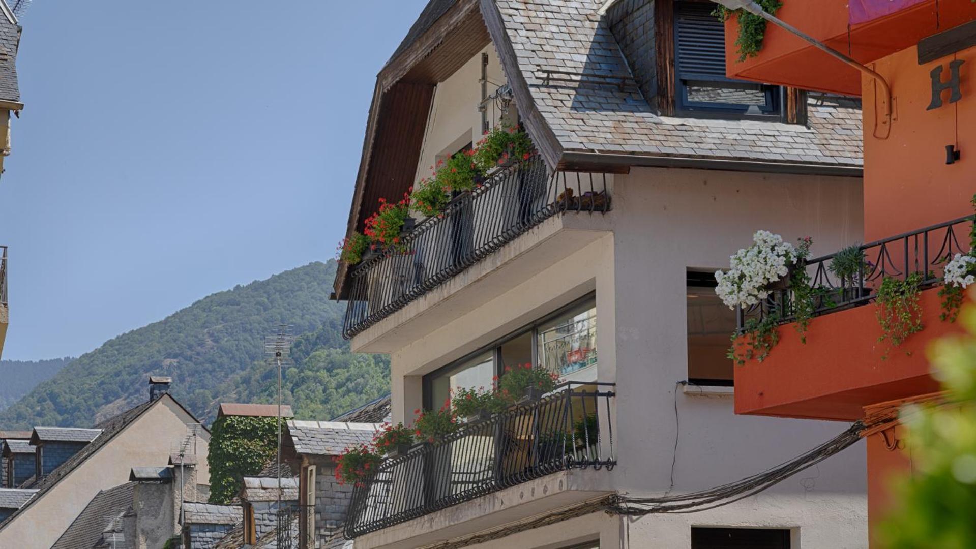 Casa Tino Apartment Les Bagian luar foto