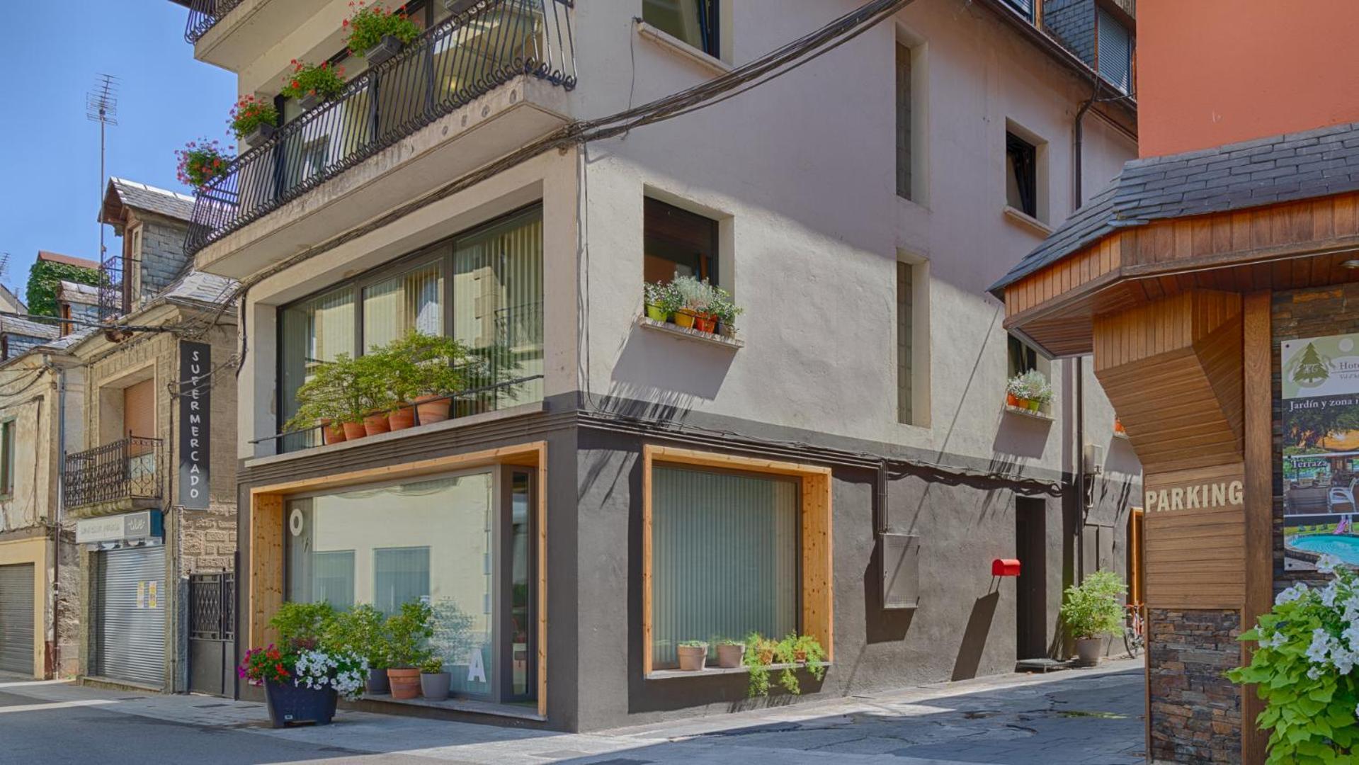 Casa Tino Apartment Les Bagian luar foto